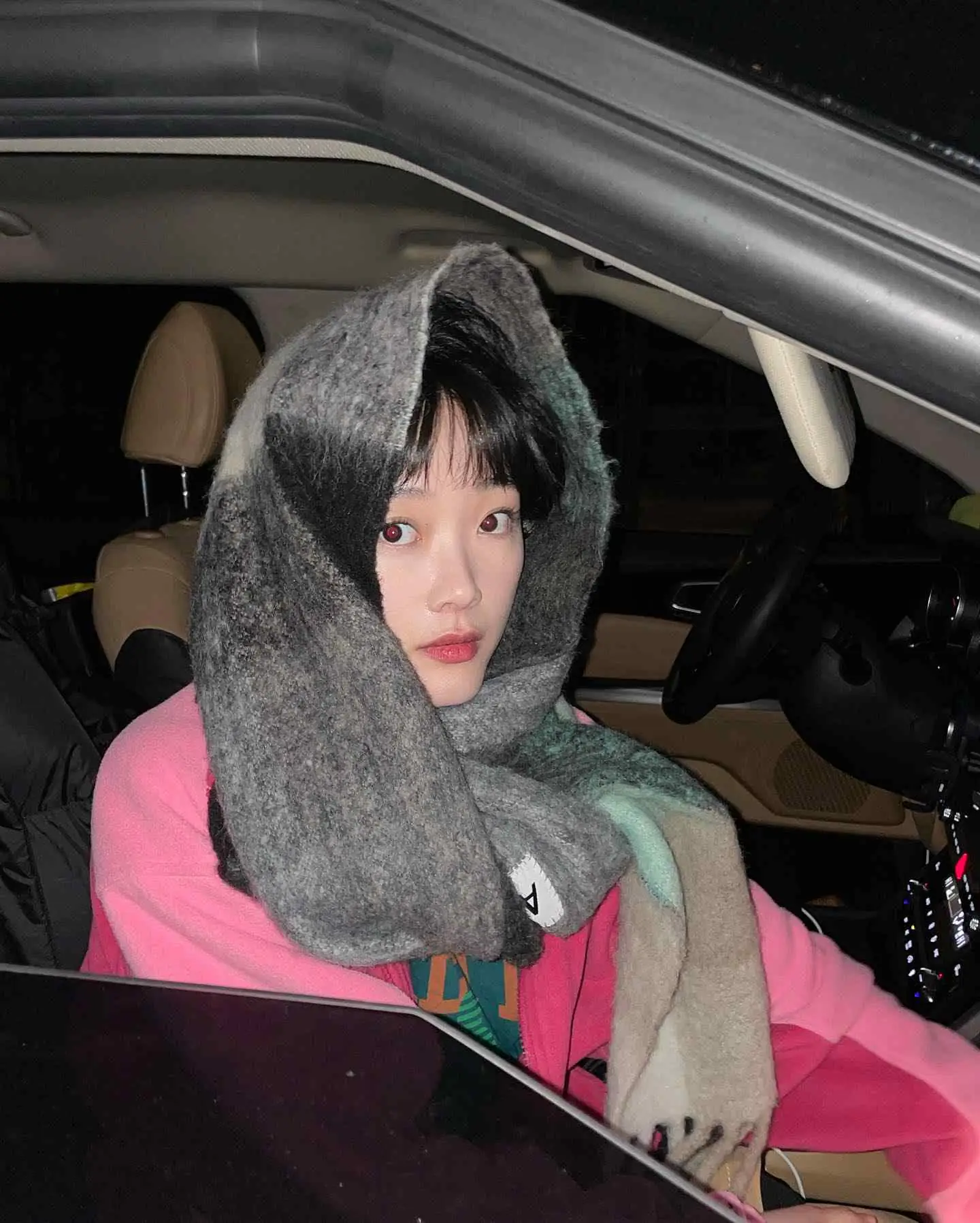 Lee Yoo Mi - lee-yoo-mi-hot-8.webp